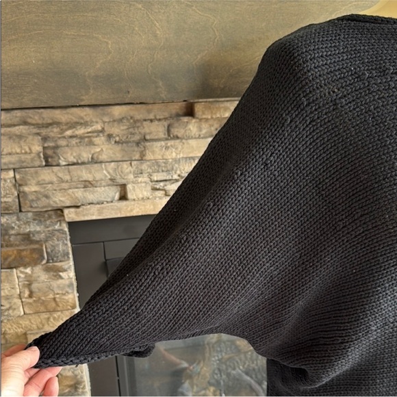 Tommy Bahama Elegant Black Knit Poncho - Picture 10 of 12